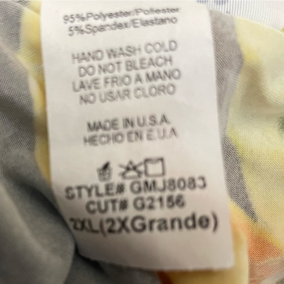 Women’s Floral Bodysuit
New - Picture 7 of 8